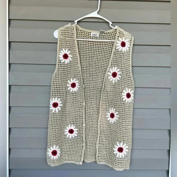 VINTAGE Crochet Vest Cardigan Sz S - Picture 1 of 3
